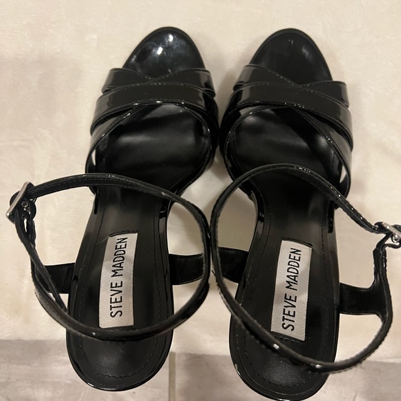 Steve Madden LESSA COGNAC PATENT - Picture 13 of 13